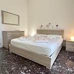 Διαμέρισμα Nel Blu Dipinto Di Rosa