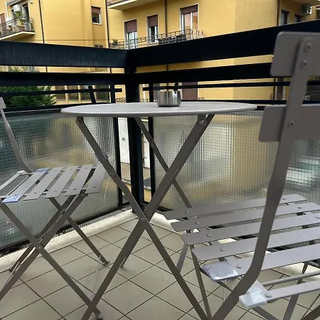 Nel Blu Dipinto Di Rosa ヴェローナ