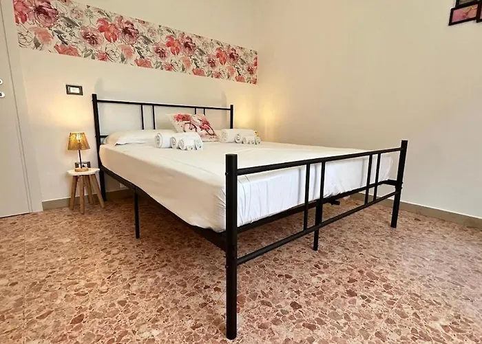 アパート Nel Blu Dipinto Di Rosa ヴェローナ