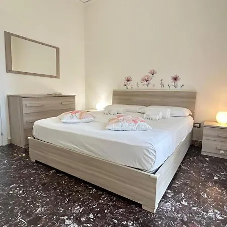 Apartamento Nel Blu Dipinto Di Rosa