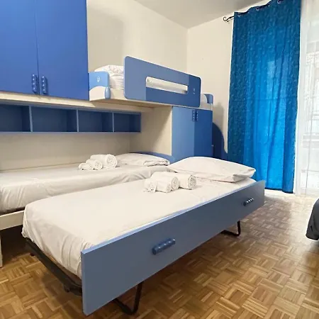 Apartment Nel Blu Dipinto Di Rosa