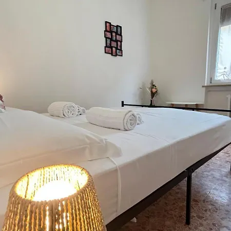 Nel Blu Dipinto Di Rosa Apartamento *