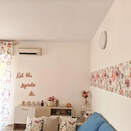 Apartment Nel Blu Dipinto Di Rosa Verona